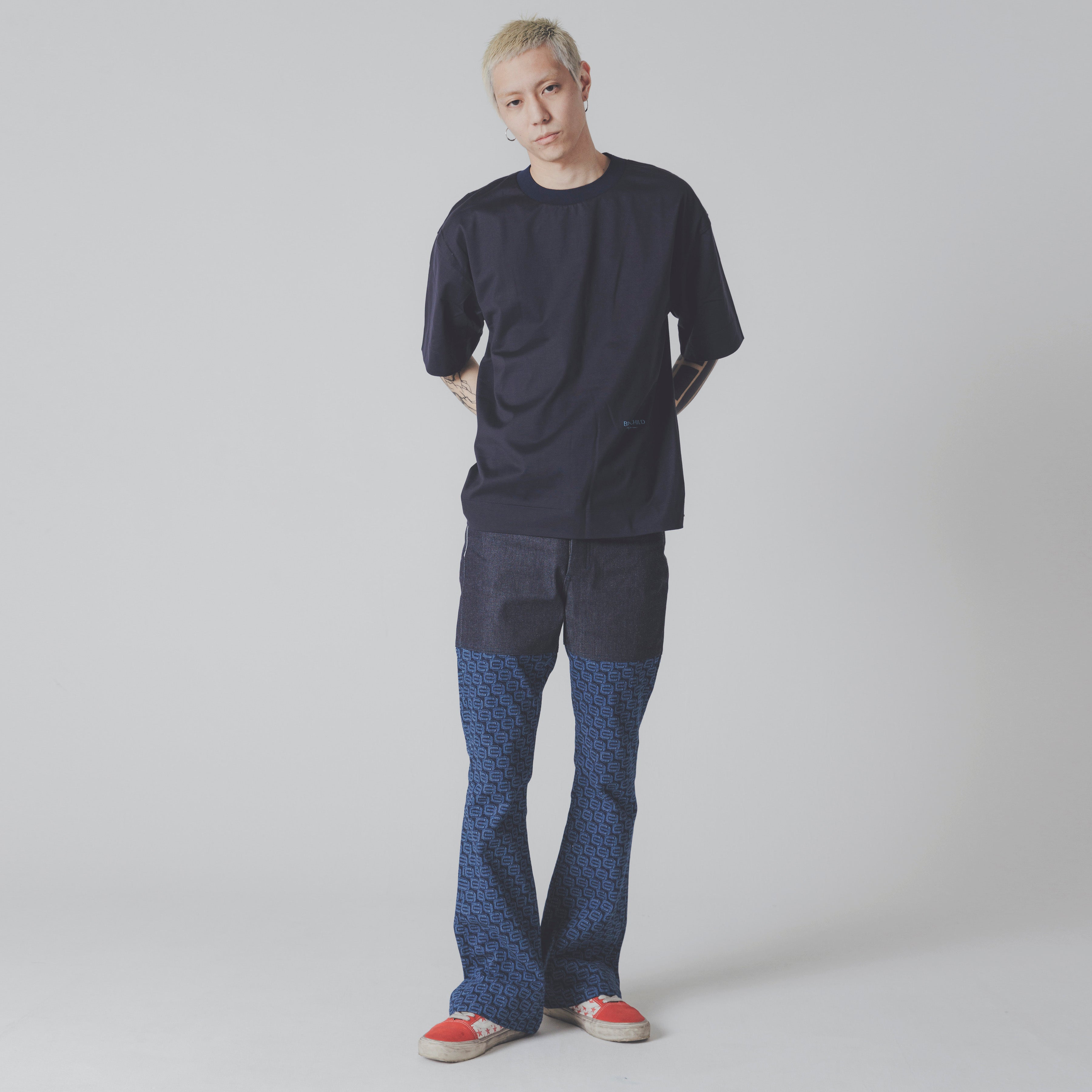 Tee