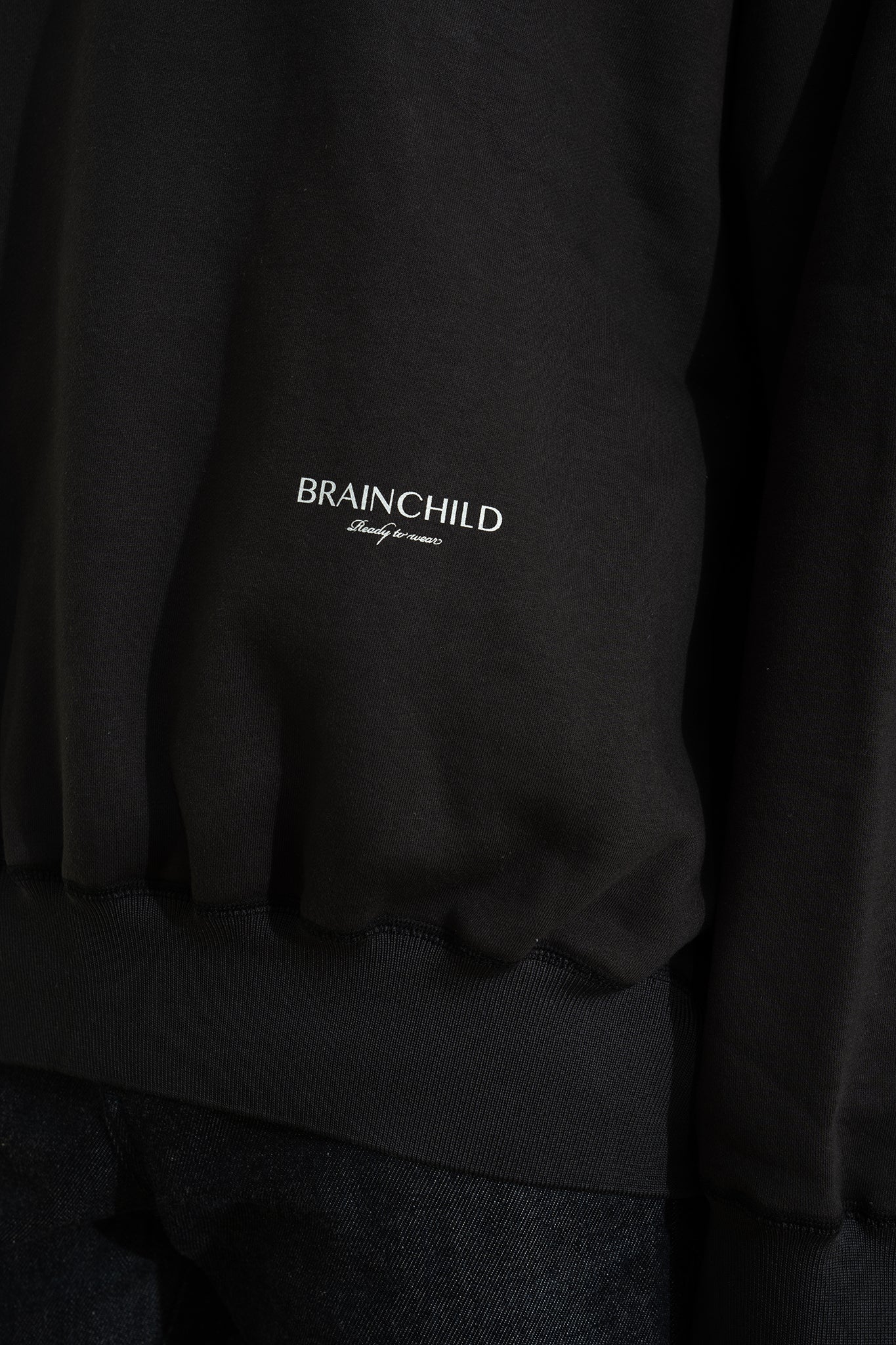 Sweat Shirt