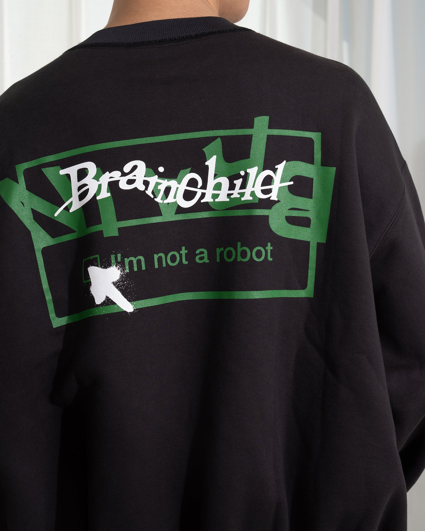 Sweat Shirt