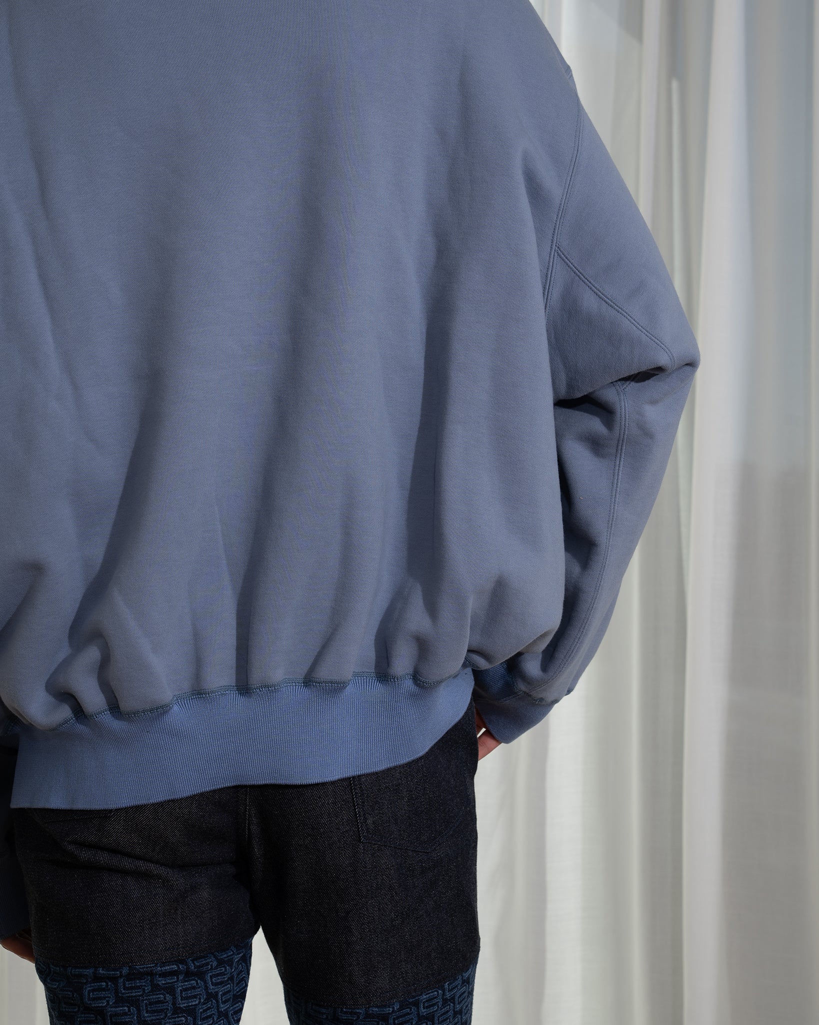 Sweat Shirt