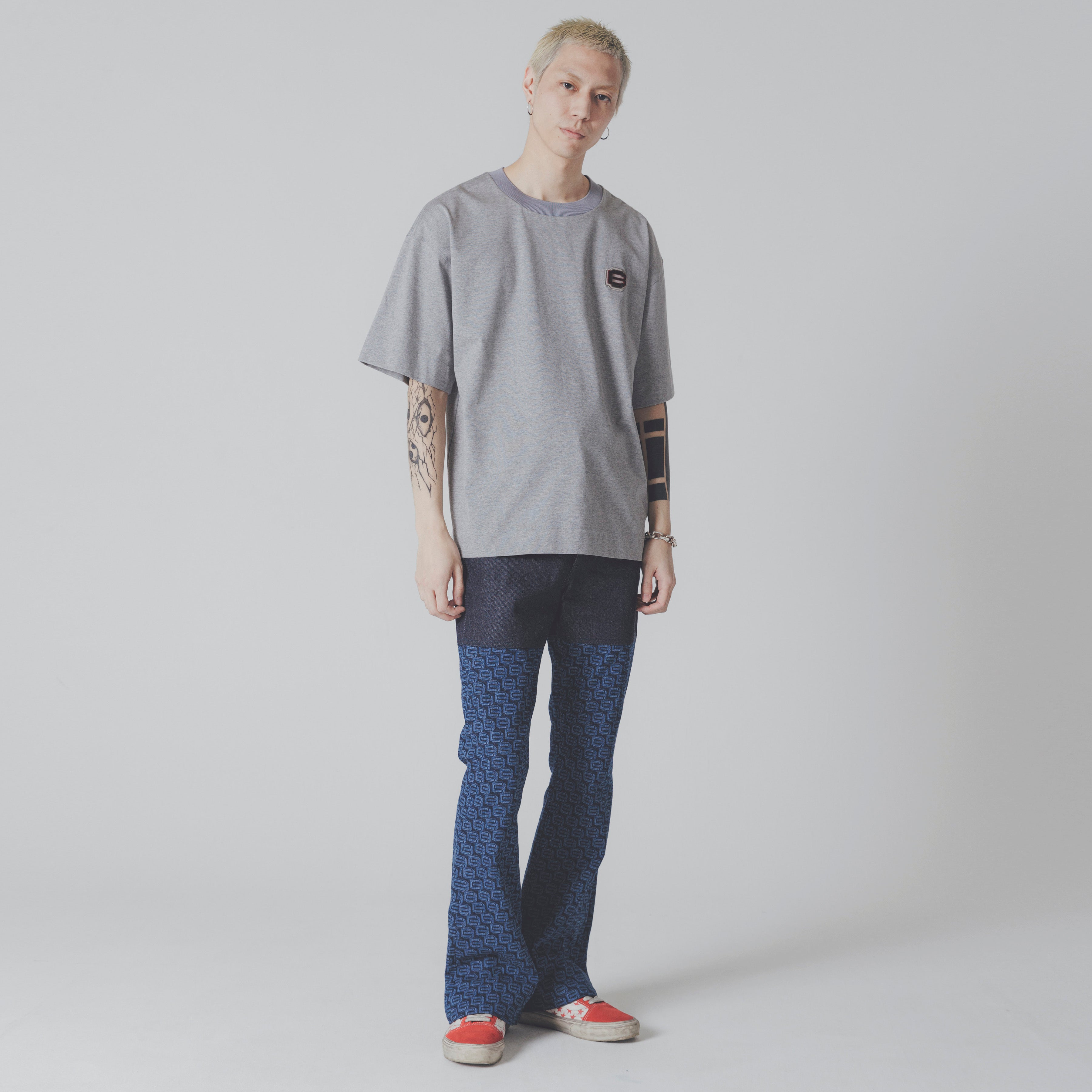 Tee