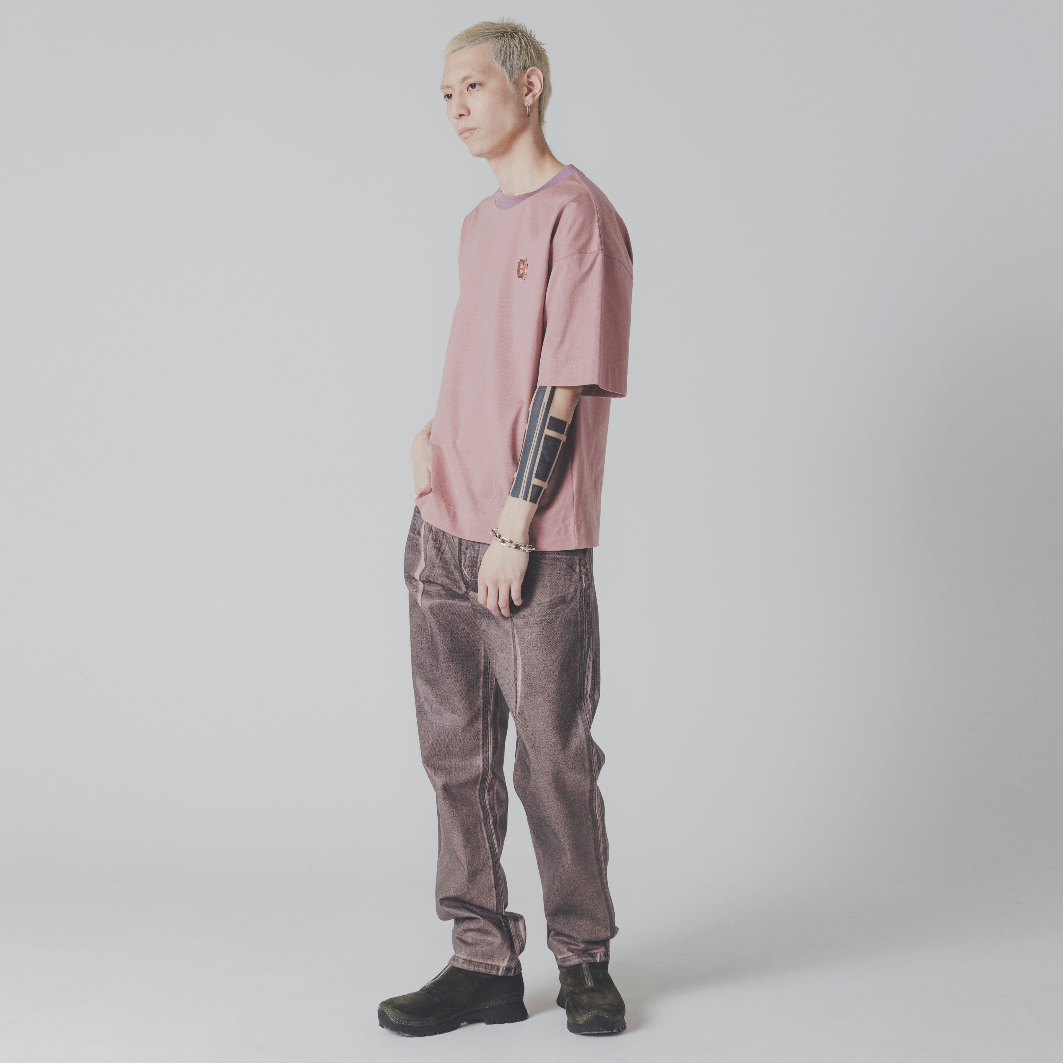 Tee