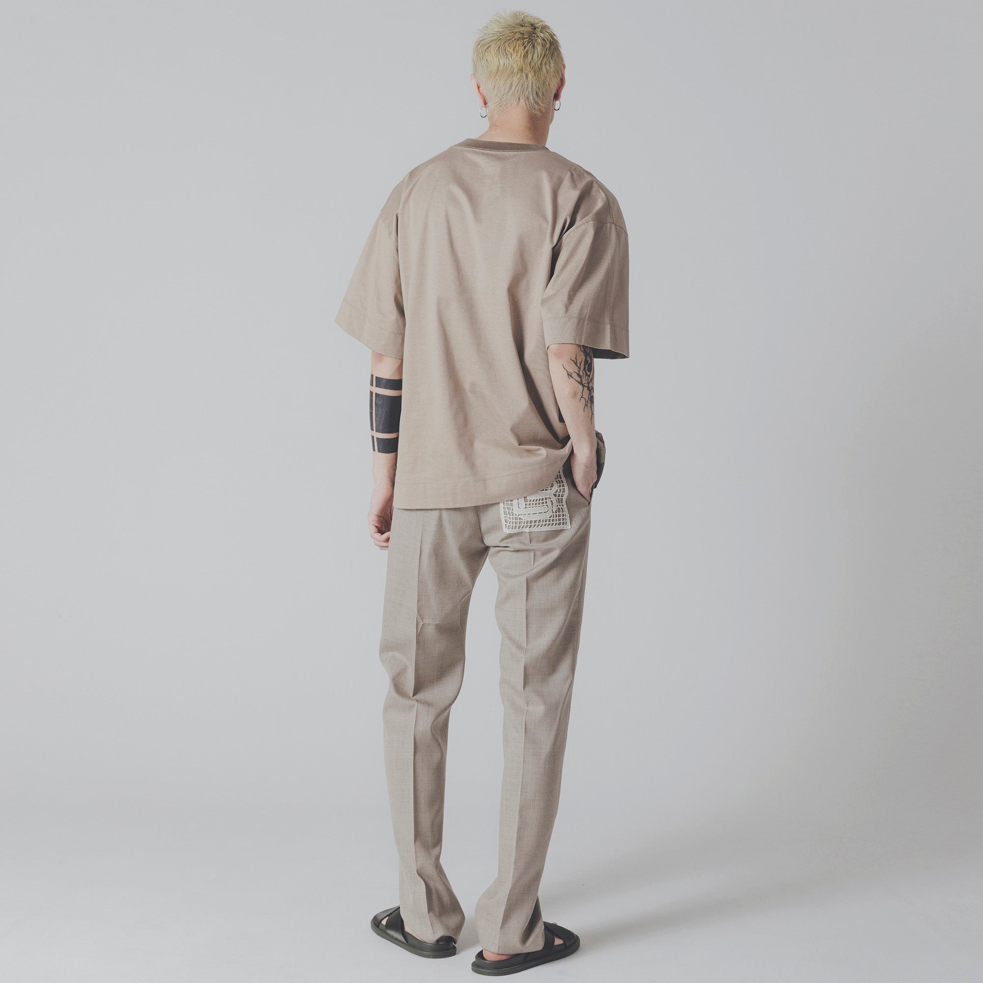 Tee 